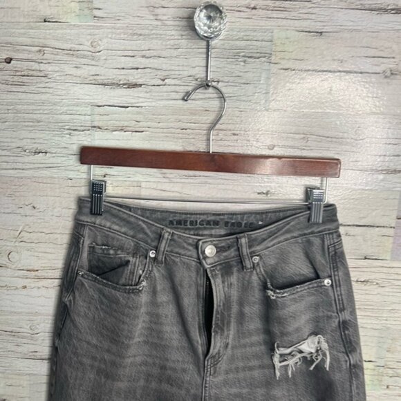 American  eagle mom jeans gray distressed size 6 - Picture 4 of 10